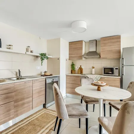 Marathon - Sea View, Shared Pool Appartamento Limisso