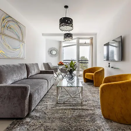 Marathon - Sea View, Shared Pool Appartement