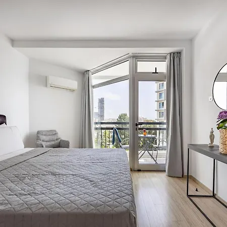 Appartement Marathon - Sea View, Shared Pool *