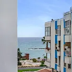 Apartment Marathon - Sea View, Shared Pool