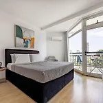 Apartment Marathon - Sea View, Shared Pool *