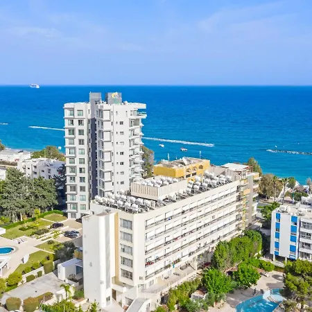 Marathon - Sea View, Shared Pool Apartmán *
