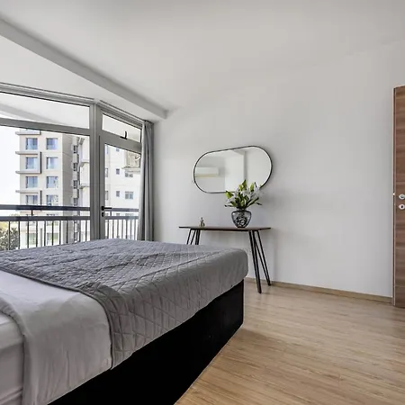 Apartment Marathon With Shared Pool Limassol