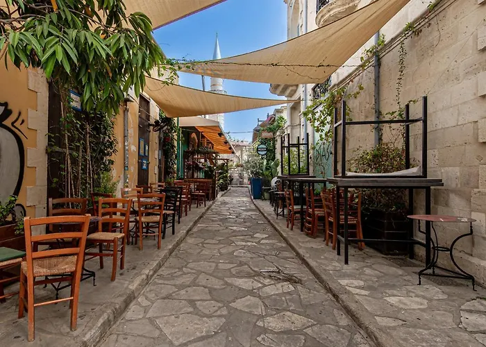 Marathon - Sea View, Shared Pool * Λεμεσός