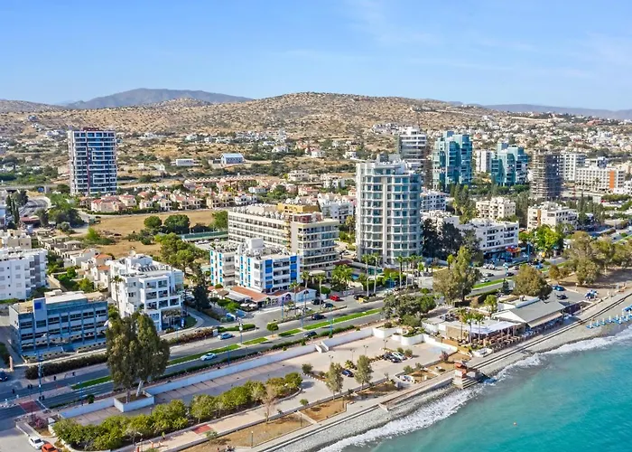 Marathon - Sea View, Shared Pool Appartement Limassol