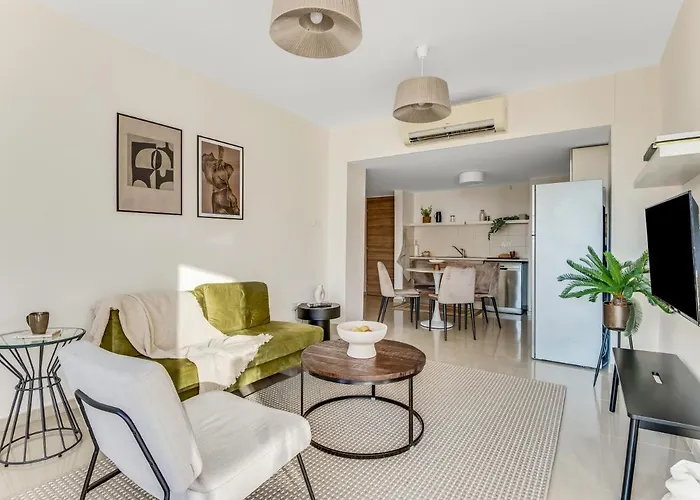 Marathon - Sea View, Shared Pool Apartmán *