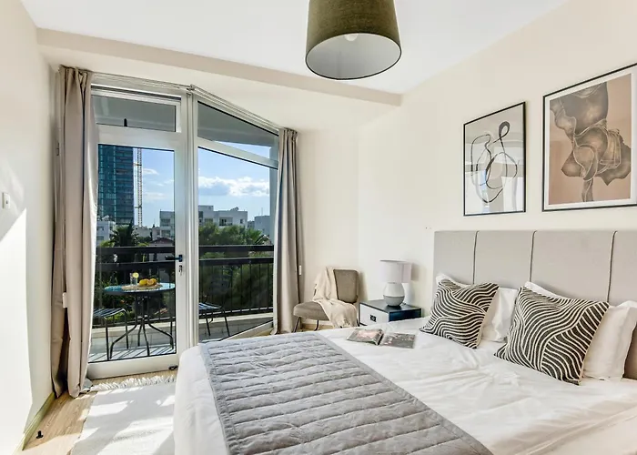 Διαμέρισμα Marathon - Sea View, Shared Pool *